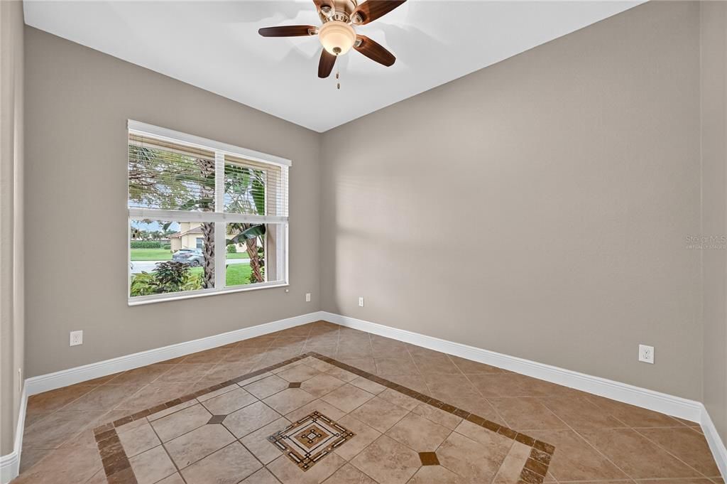 Active With Contract: $594,900 (4 beds, 3 baths, 3144 Square Feet)