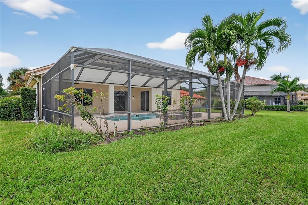 Active With Contract: $594,900 (4 beds, 3 baths, 3144 Square Feet)