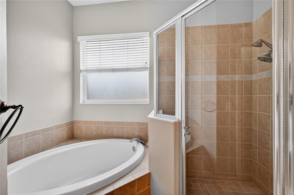 Active With Contract: $594,900 (4 beds, 3 baths, 3144 Square Feet)