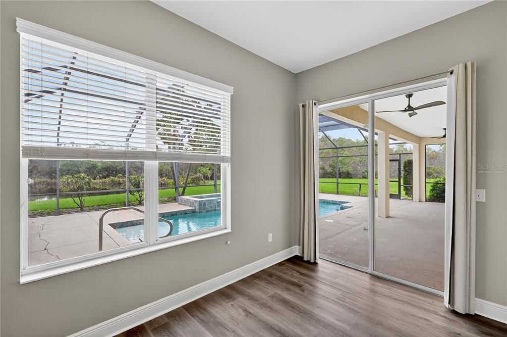 Active With Contract: $594,900 (4 beds, 3 baths, 3144 Square Feet)