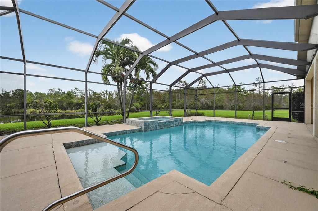 Active With Contract: $594,900 (4 beds, 3 baths, 3144 Square Feet)