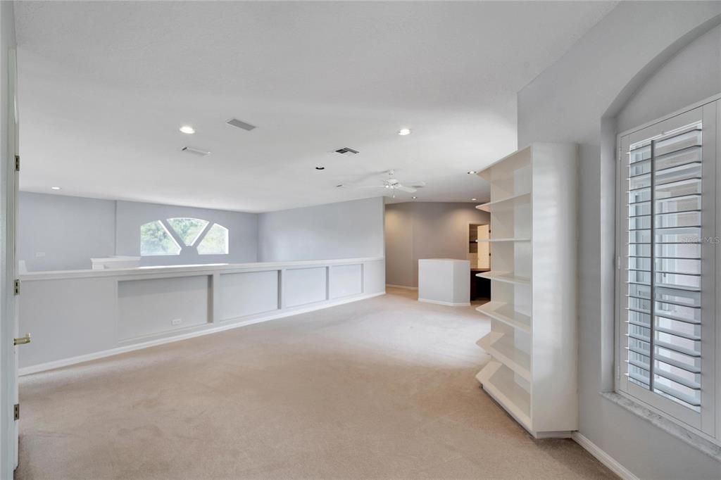 For Sale: $1,900,000 (5 beds, 3 baths, 5391 Square Feet)
