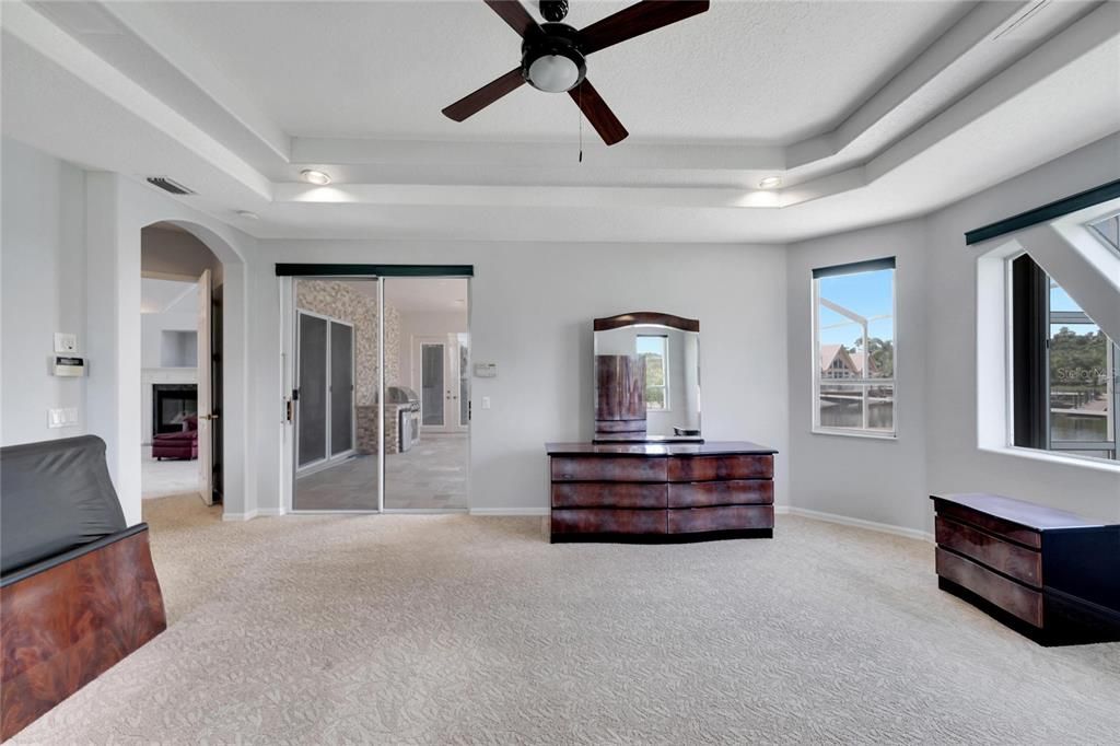 For Sale: $1,900,000 (5 beds, 3 baths, 5391 Square Feet)