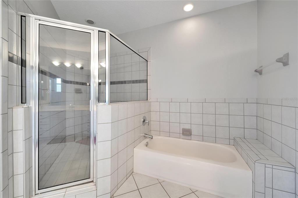 For Sale: $1,900,000 (5 beds, 3 baths, 5391 Square Feet)