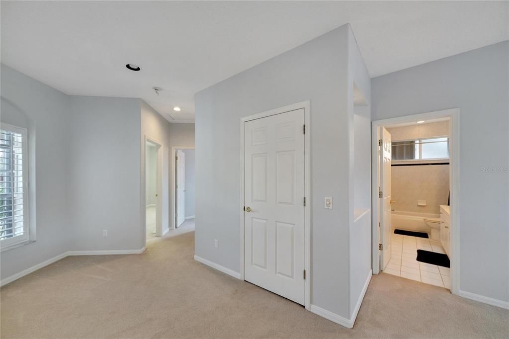 For Sale: $1,900,000 (5 beds, 3 baths, 5391 Square Feet)