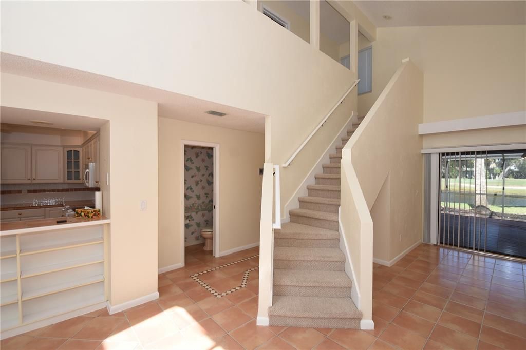 For Rent: $1,750 (3 beds, 2 baths, 1381 Square Feet)