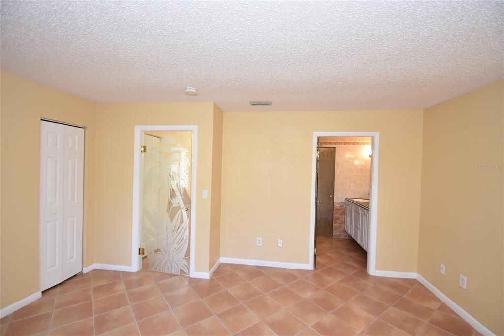 For Rent: $1,750 (3 beds, 2 baths, 1381 Square Feet)