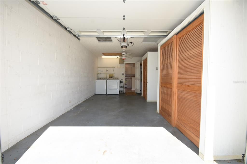 For Rent: $1,750 (3 beds, 2 baths, 1381 Square Feet)