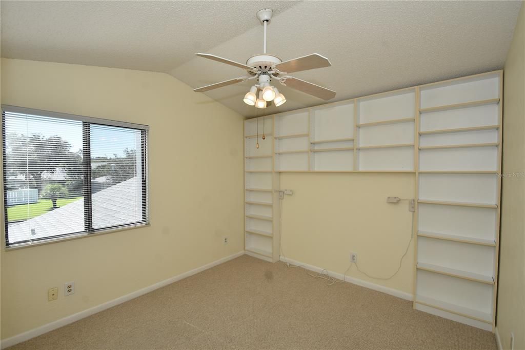 For Rent: $1,750 (3 beds, 2 baths, 1381 Square Feet)