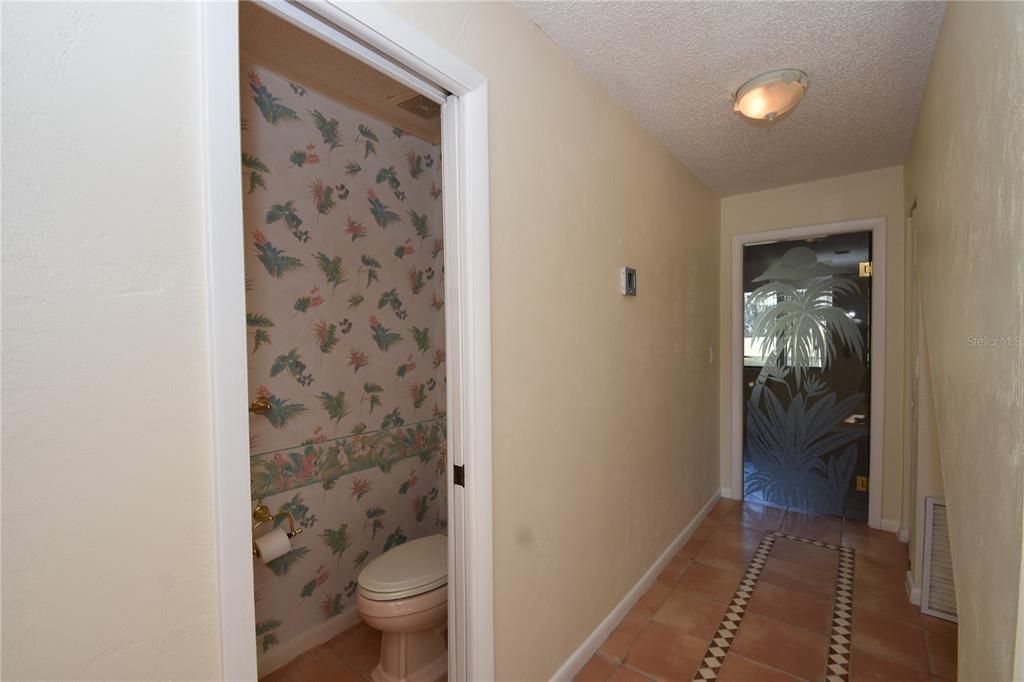 For Rent: $1,750 (3 beds, 2 baths, 1381 Square Feet)