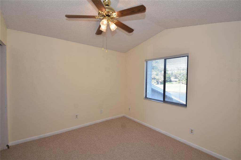 For Rent: $1,750 (3 beds, 2 baths, 1381 Square Feet)