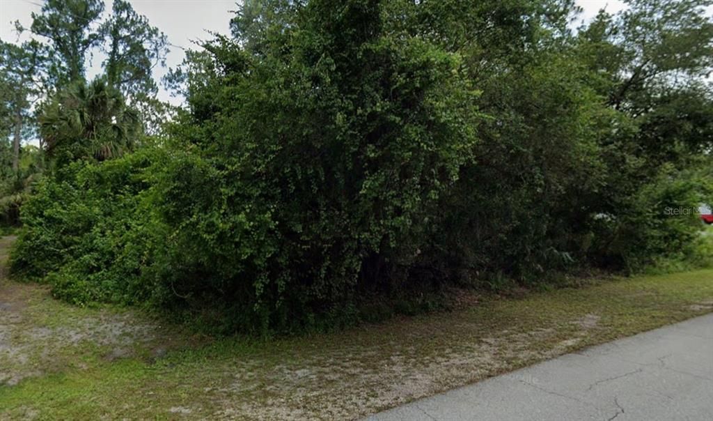 待售: $28,000 (0.25 acres)