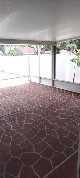 出租: $2,195 (4 贝兹, 2 浴室, 1590 平方英尺)