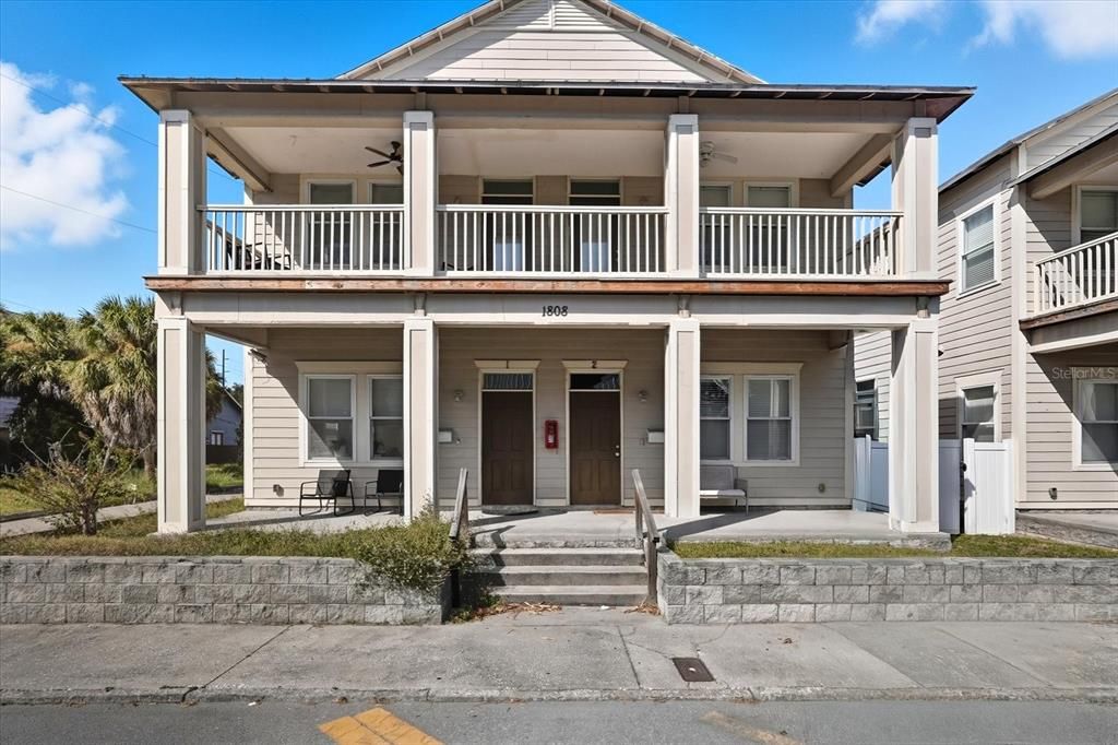 Active With Contract: $299,990 (2 beds, 2 baths, 1620 Square Feet)