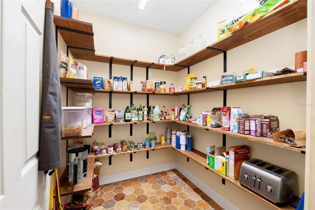 En Venta: $1,650,000 (4 camas, 3 baños, 3620 Pies cuadrados)