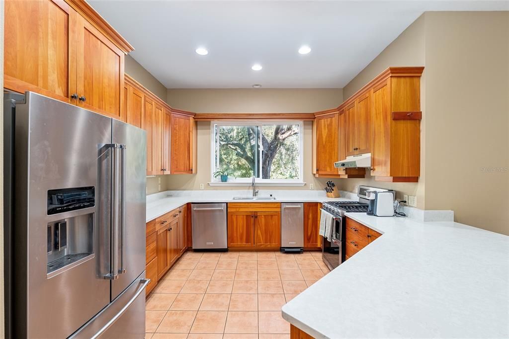 En Venta: $1,650,000 (4 camas, 3 baños, 3620 Pies cuadrados)