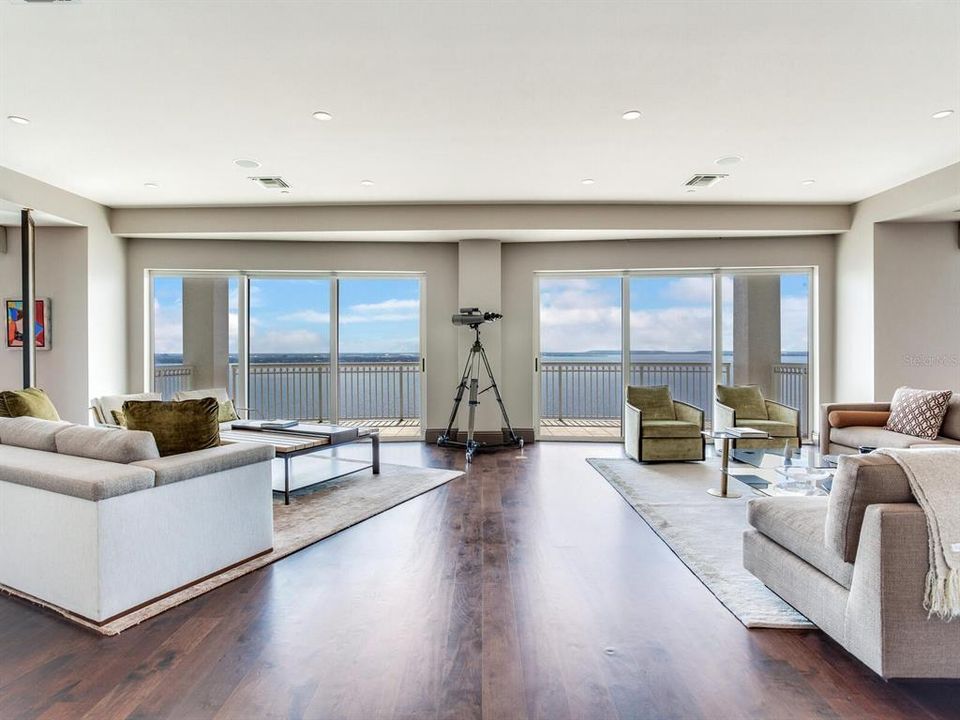 En Renta: $25,900 (5 camas, 5 baños, 6574 Pies cuadrados)