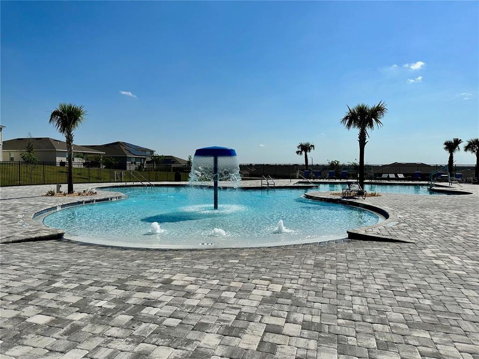 For Rent: $2,800 (5 beds, 3 baths, 2868 Square Feet)