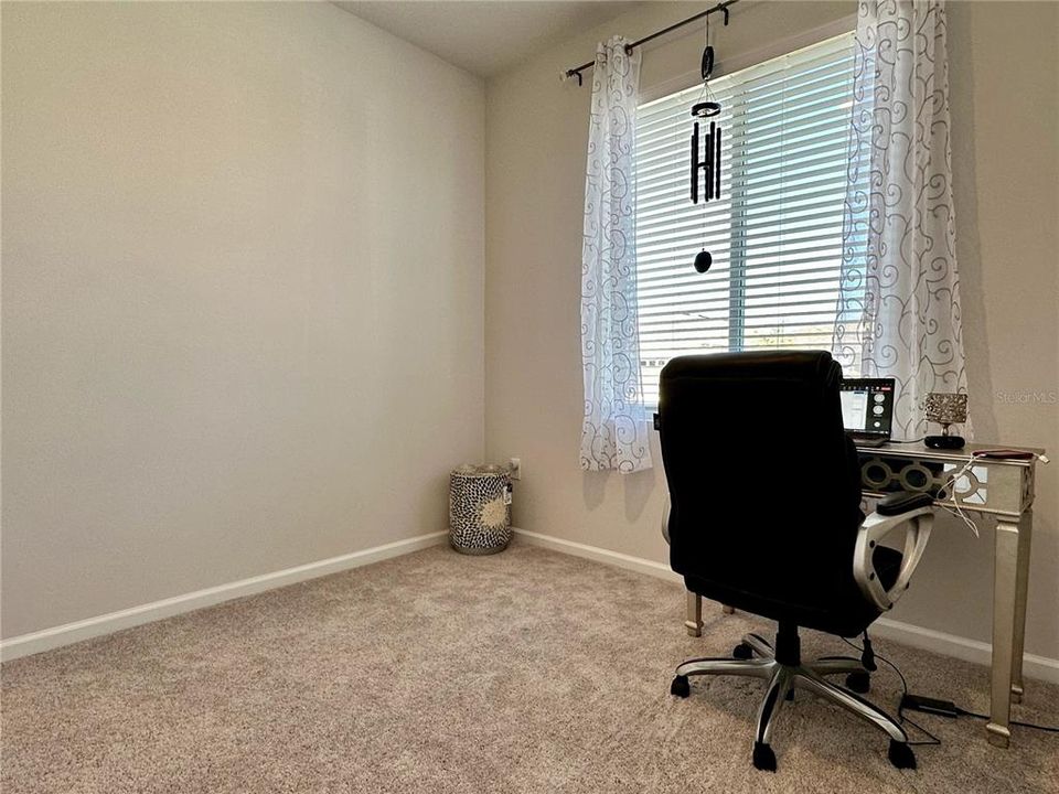 For Rent: $2,800 (5 beds, 3 baths, 2868 Square Feet)