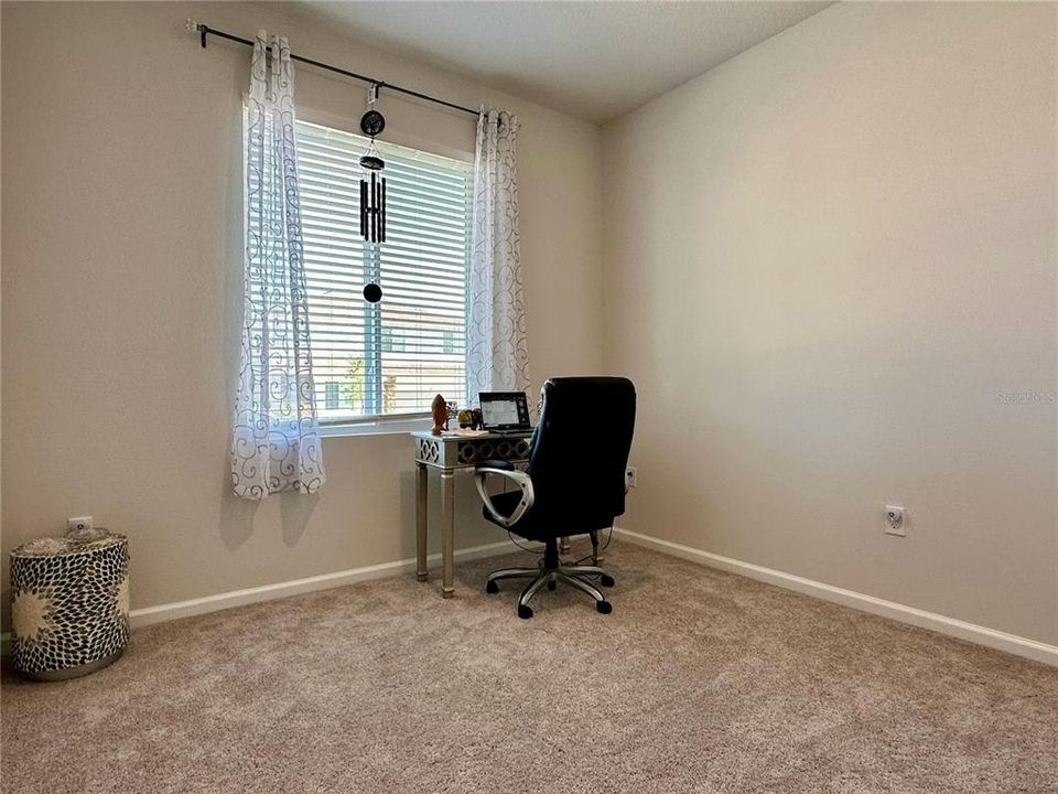 For Rent: $2,800 (5 beds, 3 baths, 2868 Square Feet)