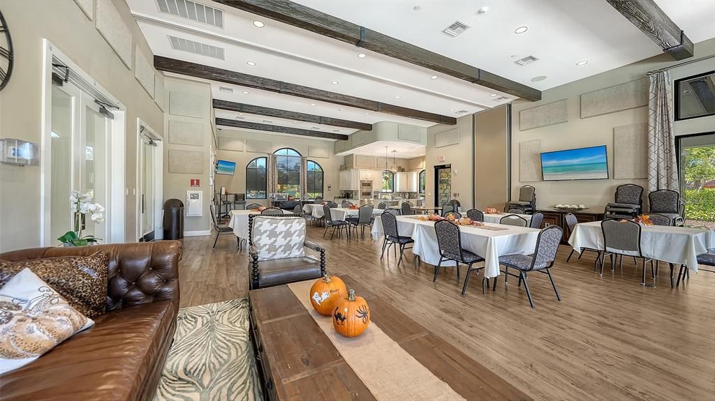 For Sale: $650,000 (2 beds, 2 baths, 1696 Square Feet)