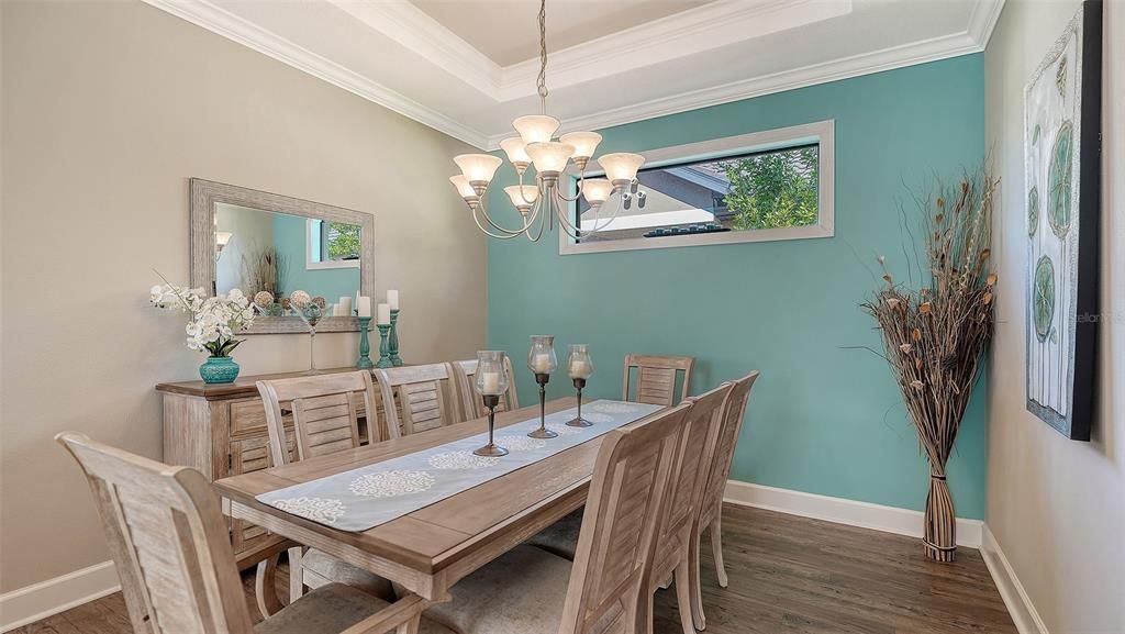 For Sale: $650,000 (2 beds, 2 baths, 1696 Square Feet)