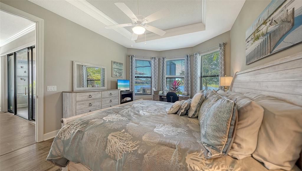 For Sale: $650,000 (2 beds, 2 baths, 1696 Square Feet)