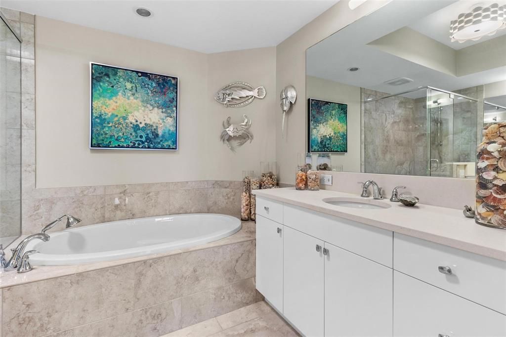 For Rent: $5,500 (2 beds, 2 baths, 1710 Square Feet)