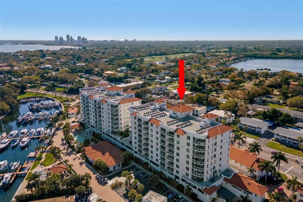 For Rent: $5,500 (2 beds, 2 baths, 1710 Square Feet)