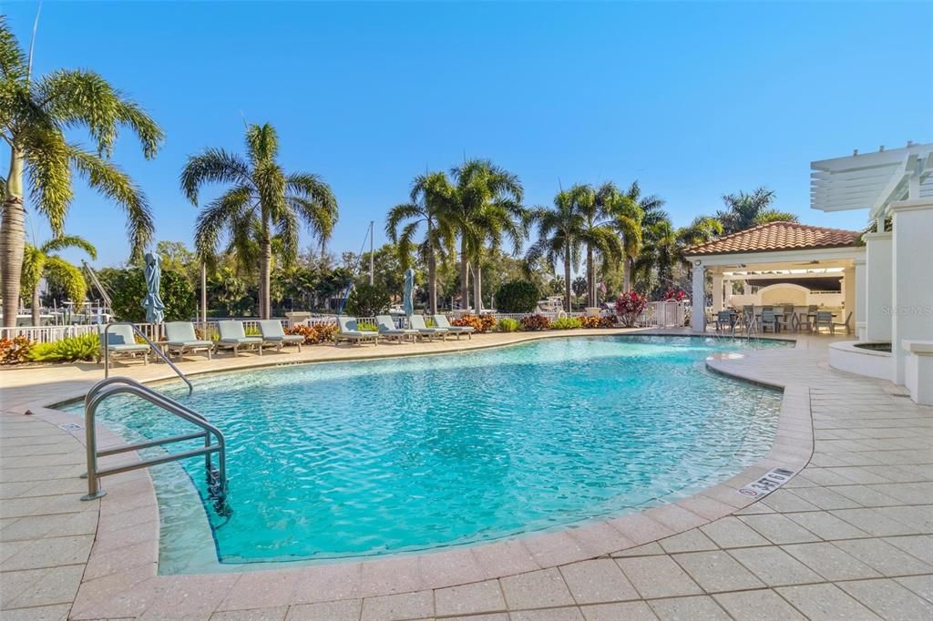 For Rent: $5,500 (2 beds, 2 baths, 1710 Square Feet)