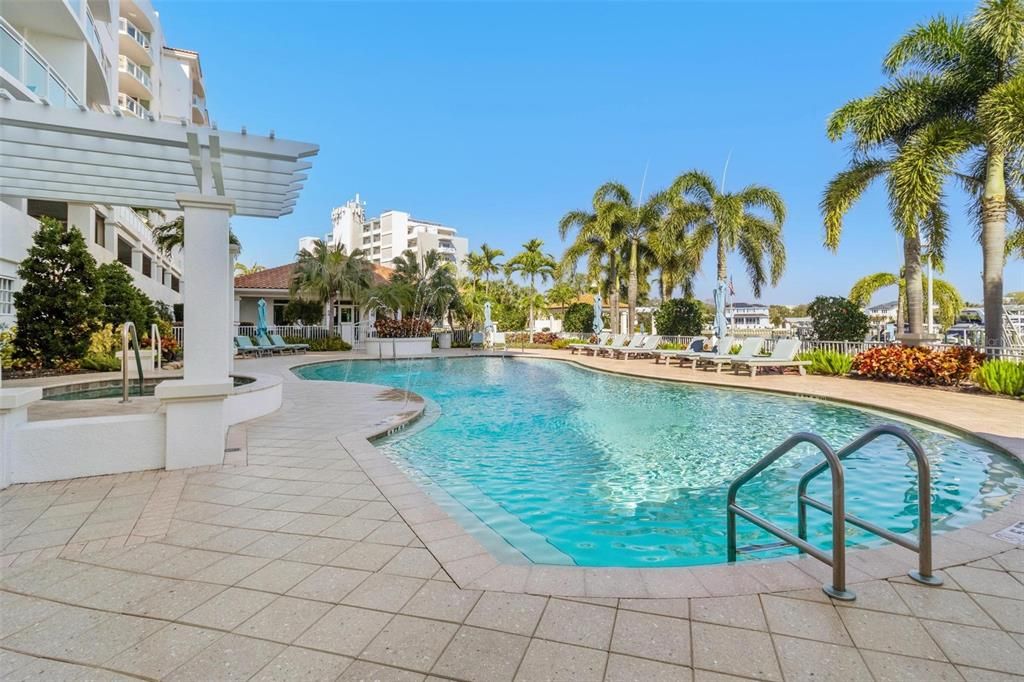 For Rent: $5,500 (2 beds, 2 baths, 1710 Square Feet)