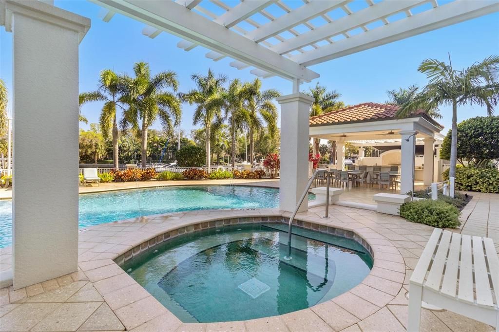 For Rent: $5,500 (2 beds, 2 baths, 1710 Square Feet)