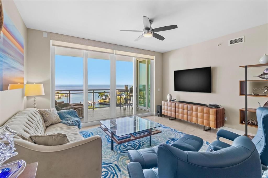 For Rent: $5,500 (2 beds, 2 baths, 1710 Square Feet)