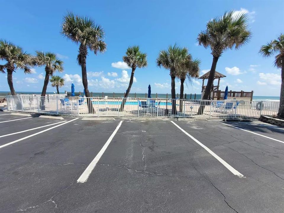 For Sale: $194,500 (1 beds, 1 baths, 257 Square Feet)