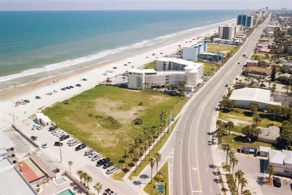 For Sale: $194,500 (1 beds, 1 baths, 257 Square Feet)