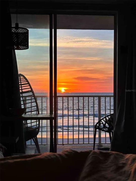 For Sale: $194,500 (1 beds, 1 baths, 257 Square Feet)