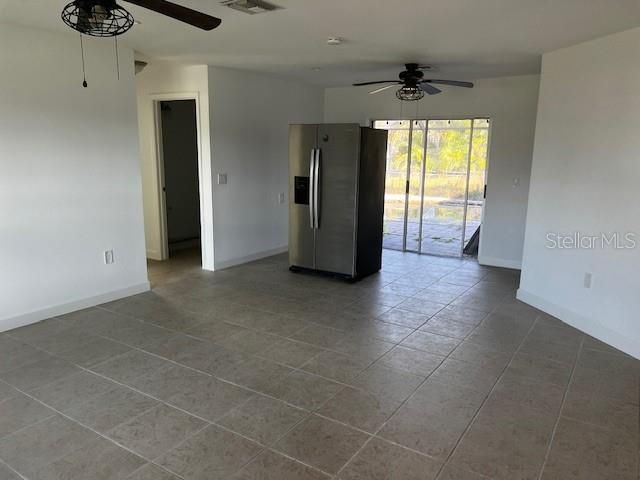 На продажу: $400,000 (3 спален, 2 ванн, 1668 Квадратных фут)