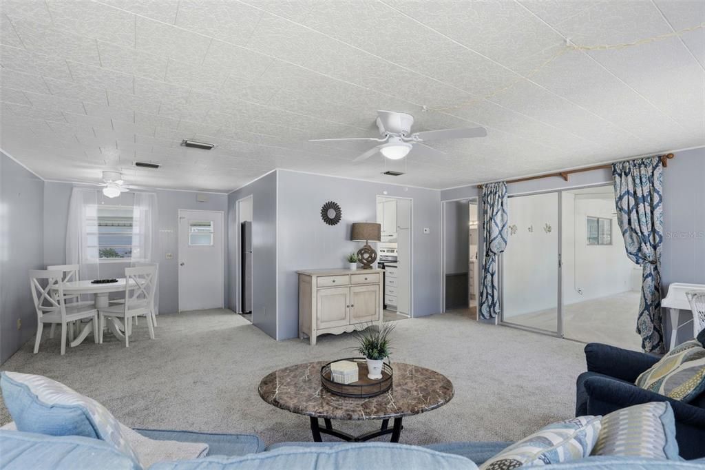 En Venta: $224,900 (2 camas, 2 baños, 1236 Pies cuadrados)