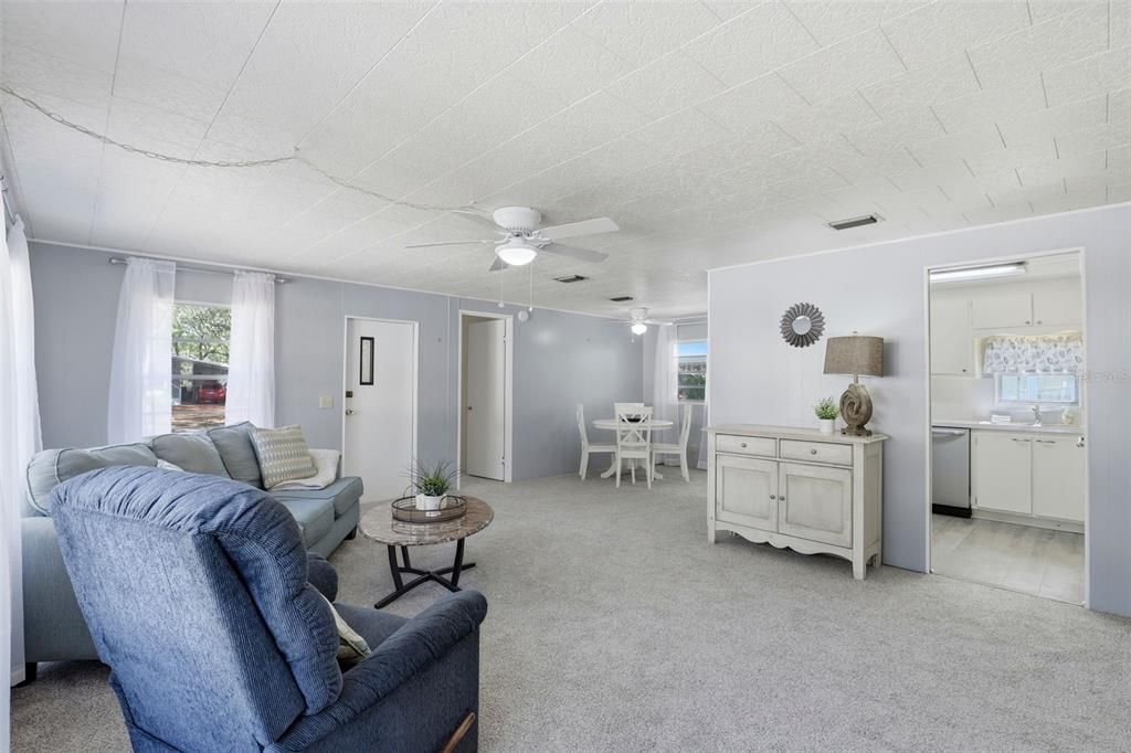 En Venta: $224,900 (2 camas, 2 baños, 1236 Pies cuadrados)