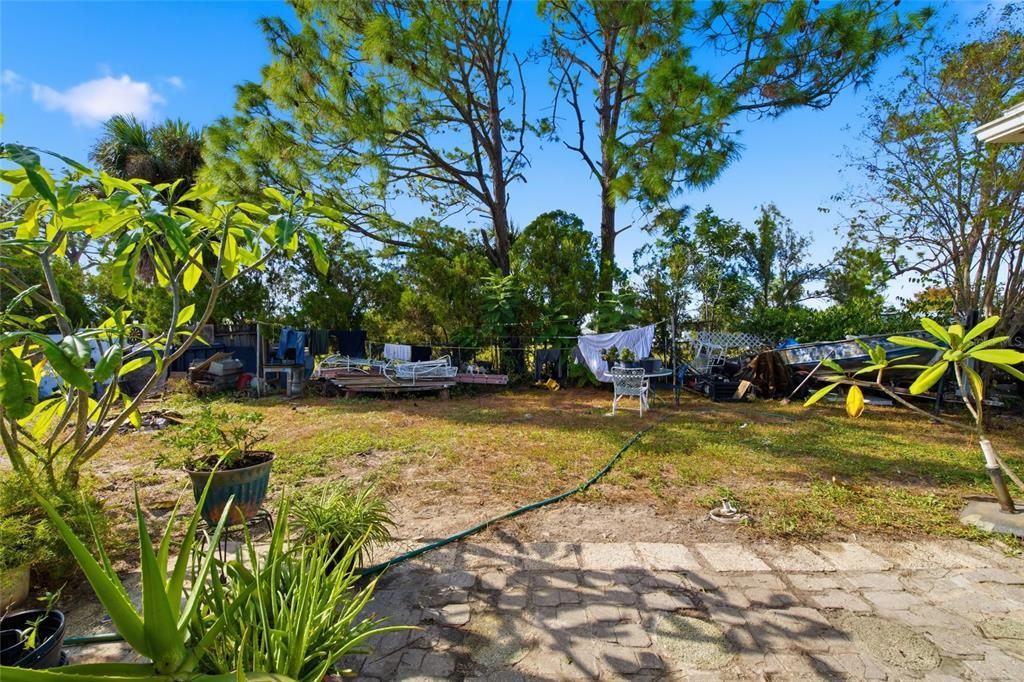 待售: $175,000 (2 贝兹, 2 浴室, 1534 平方英尺)