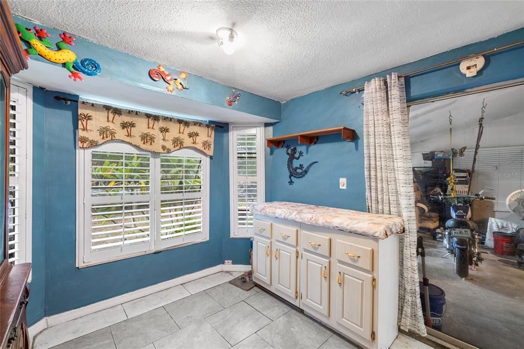 待售: $175,000 (2 贝兹, 2 浴室, 1534 平方英尺)