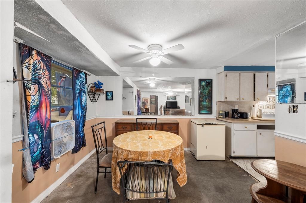 待售: $175,000 (2 贝兹, 2 浴室, 1534 平方英尺)