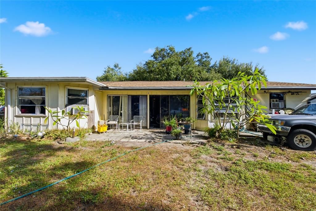 待售: $175,000 (2 贝兹, 2 浴室, 1534 平方英尺)