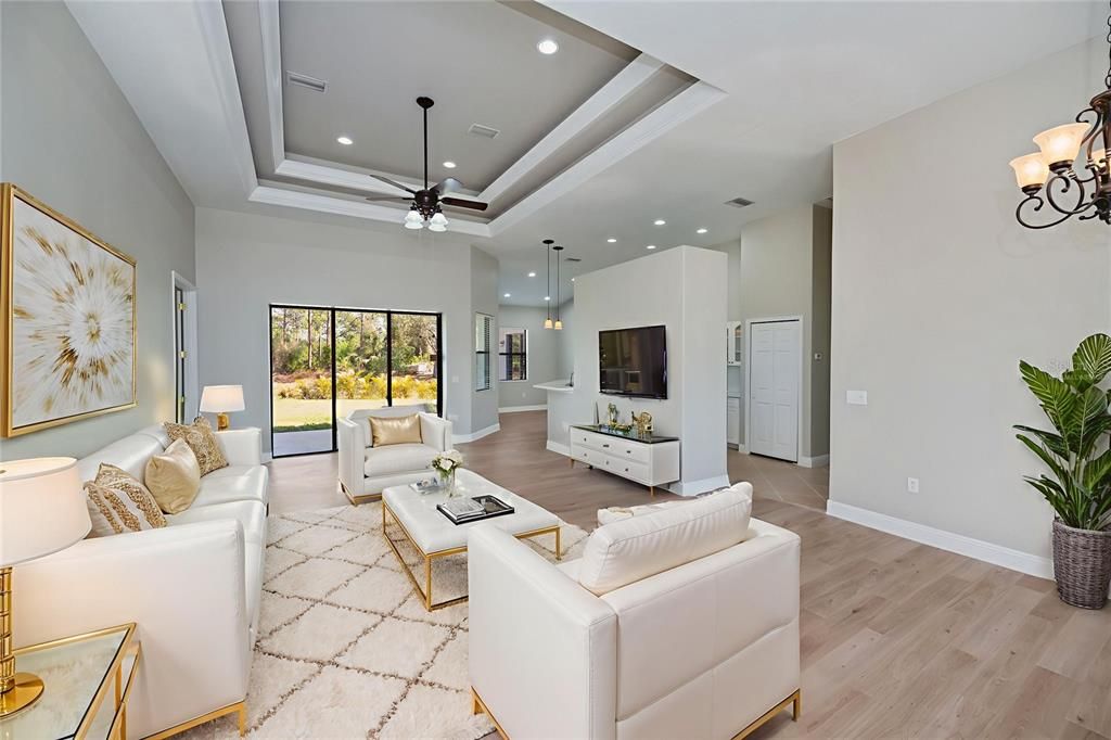 待售: $449,000 (4 贝兹, 2 浴室, 2142 平方英尺)