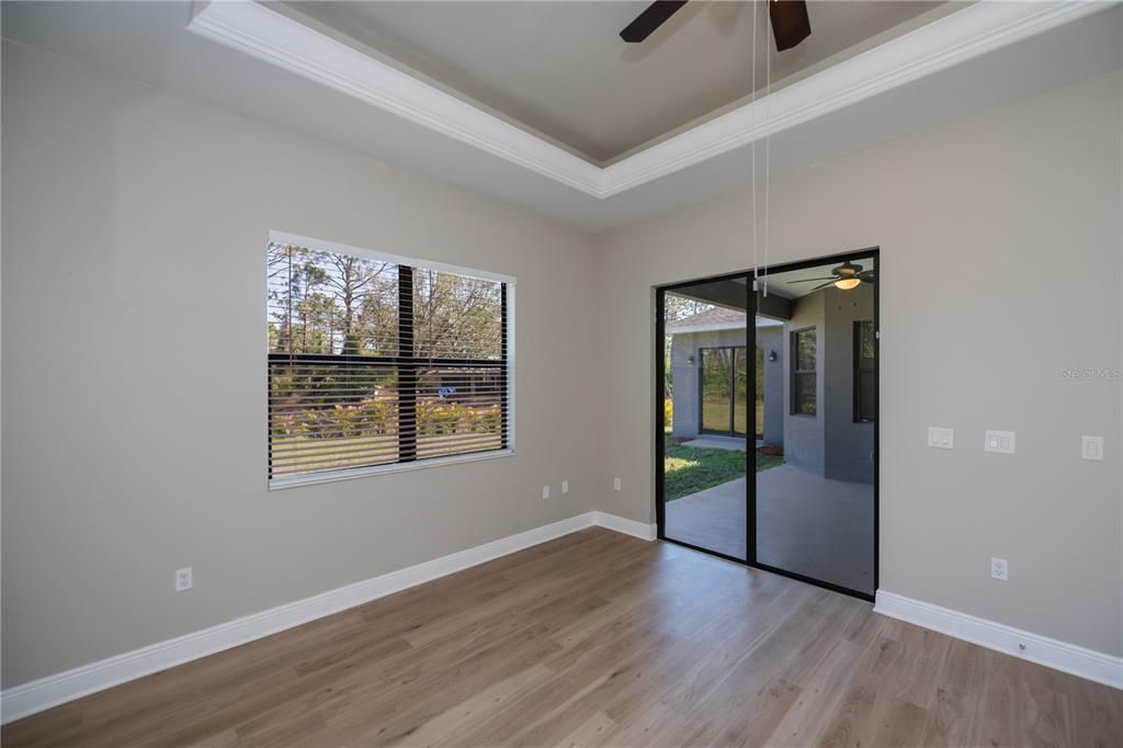 待售: $449,000 (4 贝兹, 2 浴室, 2142 平方英尺)