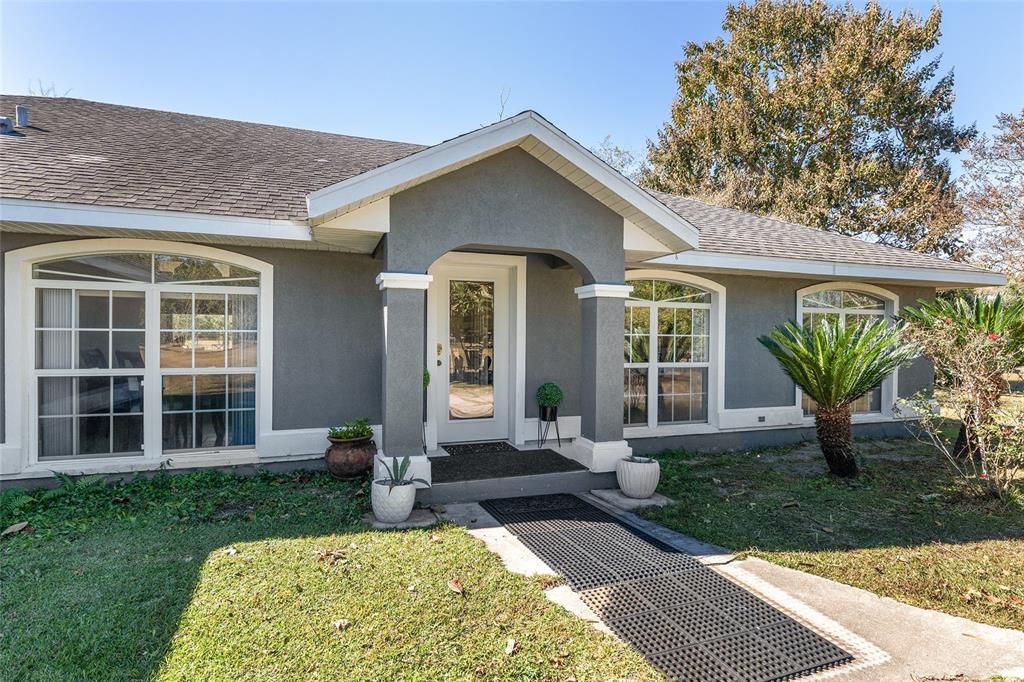 En Venta: $585,000 (3 camas, 2 baños, 2232 Pies cuadrados)