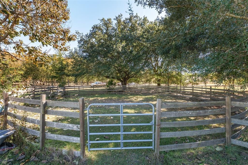 En Venta: $585,000 (3 camas, 2 baños, 2232 Pies cuadrados)