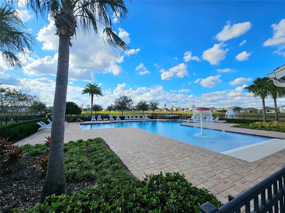 For Rent: $2,300 (3 beds, 2 baths, 1674 Square Feet)