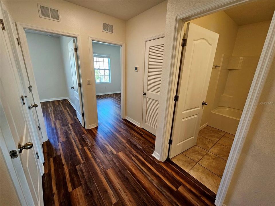 For Rent: $2,300 (3 beds, 2 baths, 1674 Square Feet)