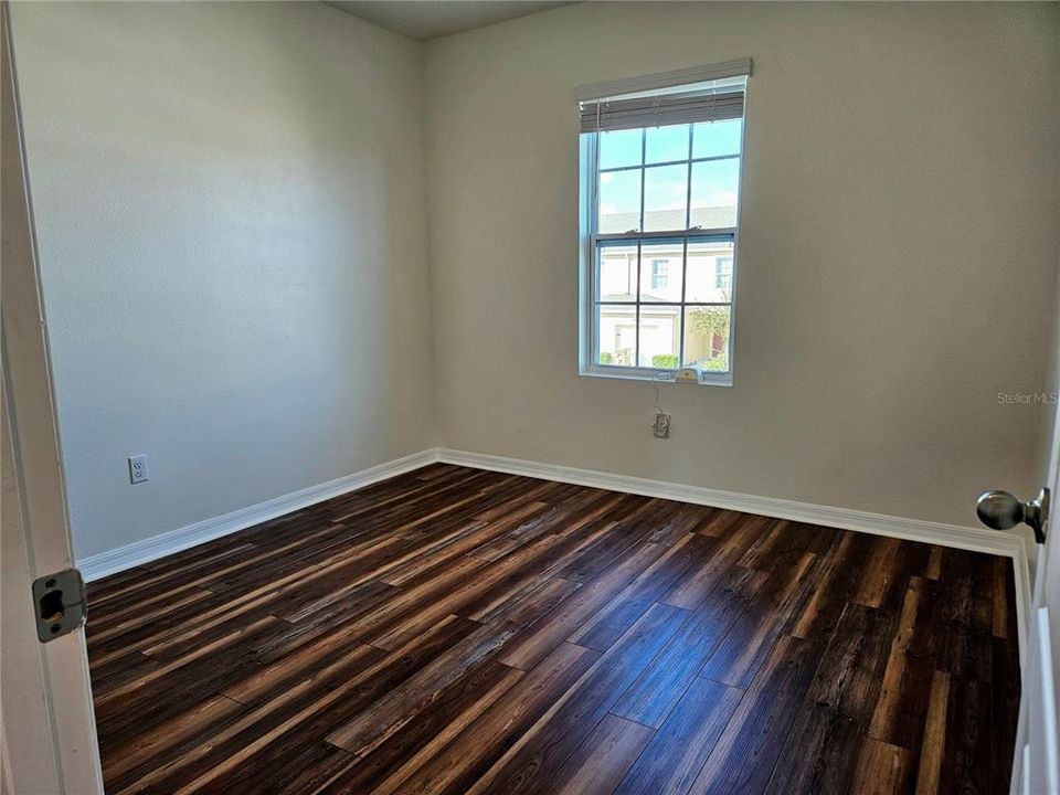 For Rent: $2,300 (3 beds, 2 baths, 1674 Square Feet)